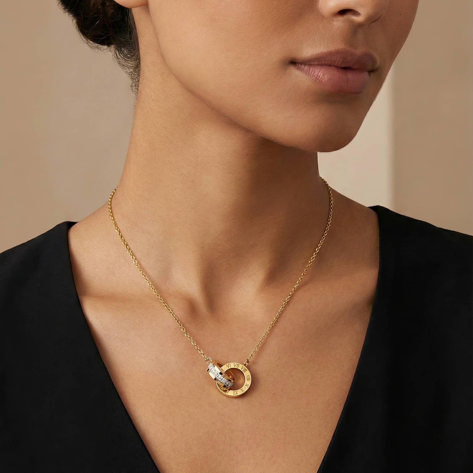 Roman Romance Necklace